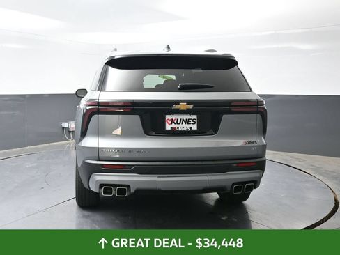 Used 2024 Chevrolet Traverse LT AWD/4WD image 13