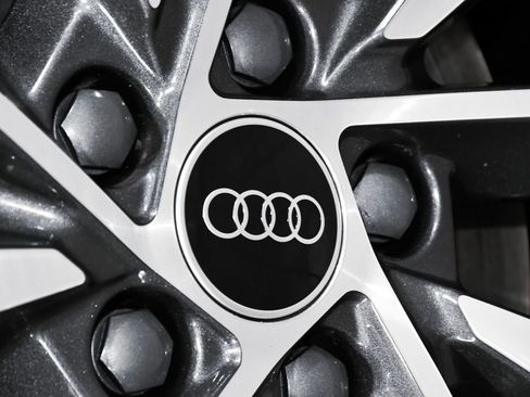 Used 2024 Audi Q5 2.0T Premium Plus AWD/4WD image 86