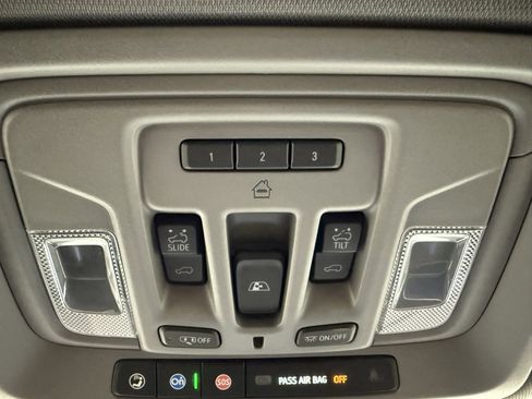 Used 2023 GMC Sierra 1500 SLT w/ SLT Premium Package image 23