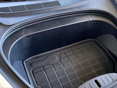 Used 2019 Tesla Model 3 Standard Range RWD image 32