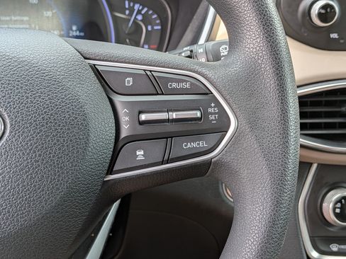 Used 2020 Hyundai Santa Fe SEL FWD image 23
