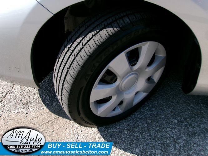Used 2014 Toyota Prius C Two FWD image 20