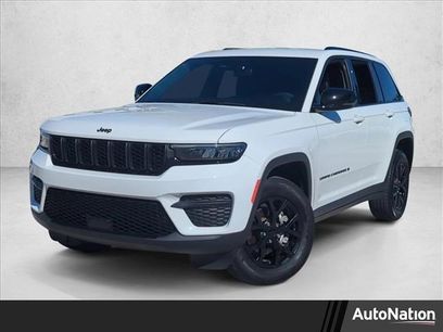 Used 2024 Jeep Grand Cherokee Altitude