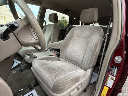 Used 2008 Toyota Sienna LE FWD image 13