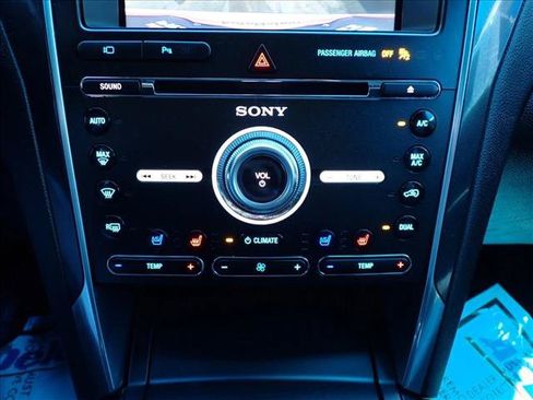 Used 2016 Ford Explorer Sport w/ Equipment Group 401A AWD/4WD image 21