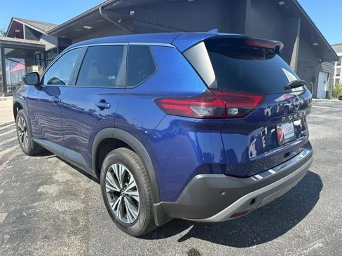 Used 2023 Nissan Rogue SV AWD/4WD image 3