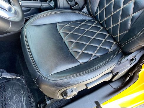 Used 2021 Jeep Wrangler Unlimited Sahara image 18