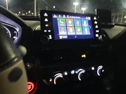 Used 2019 Honda Accord Sport image 5