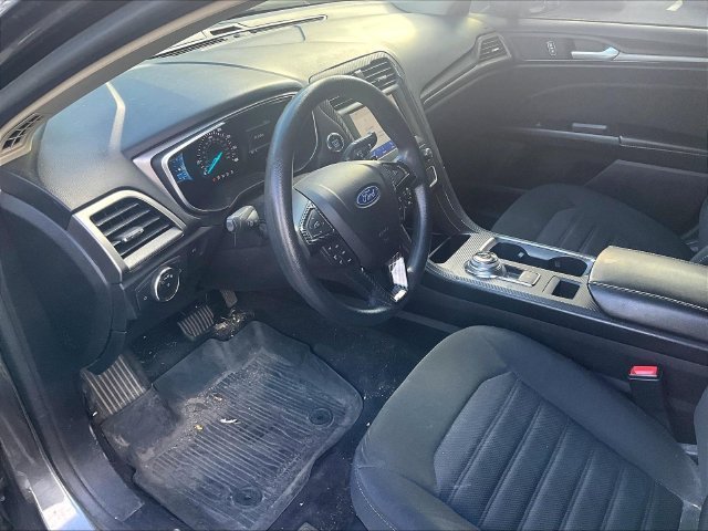 Used 2020 Ford Fusion SE AWD/4WD image 8