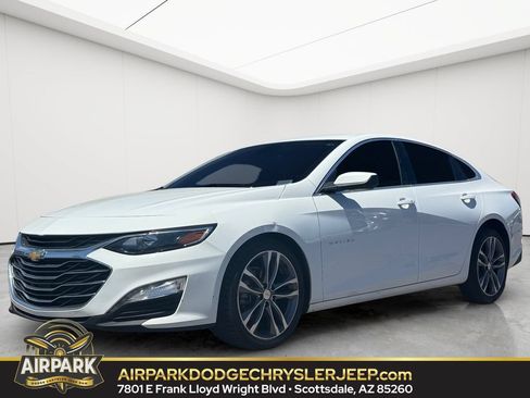 Used 2022 Chevrolet Malibu LT FWD image 1