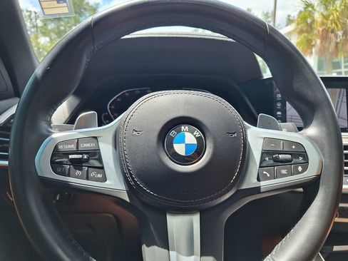 Used 2022 BMW X5 sDrive40i w/ M Sport Package RWD image 17