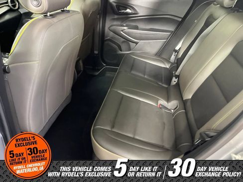 Used 2025 Chevrolet Trax ACTIV w/ Driver Confidence Package FWD image 20
