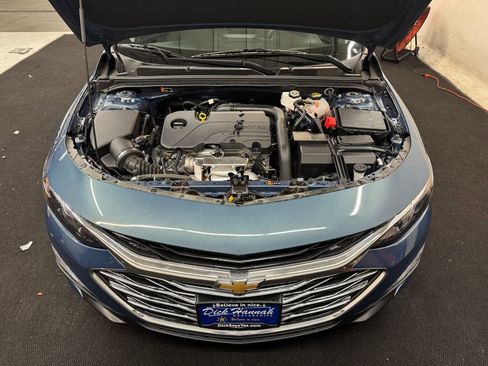 Used 2024 Chevrolet Malibu LT FWD image 11