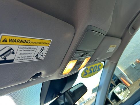 Used 2022 Honda CR-V Special Edition image 17