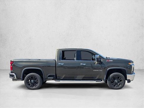 Used 2022 Chevrolet Silverado 2500 LTZ w/ LTZ Plus Package AWD/4WD image 4
