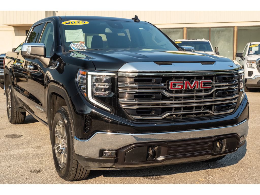 Used 2025 GMC Sierra 1500 SLT AWD/4WD image 32