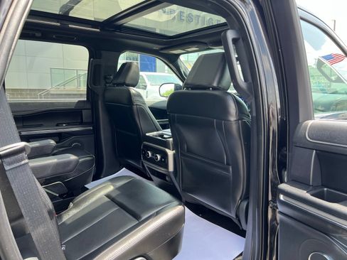 Used 2021 Ford Expedition XLT AWD/4WD image 54
