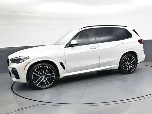 Used 2021 BMW X5 xDrive40i w/ M Sport Package AWD/4WD image 7