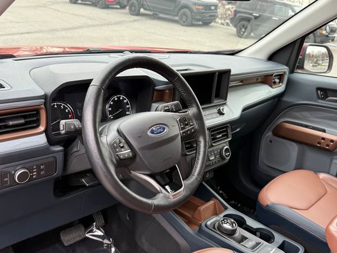 Certified 2022 Ford Maverick Lariat w/ Lariat Luxury Package image 11