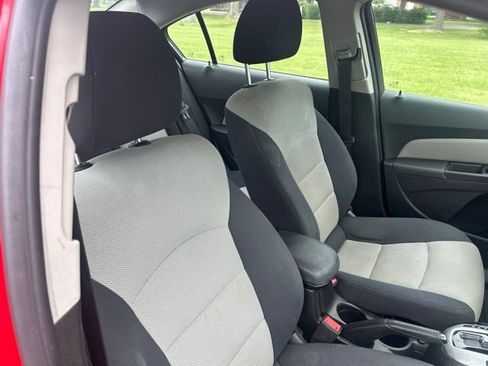 Used 2016 Chevrolet Cruze LS FWD image 27