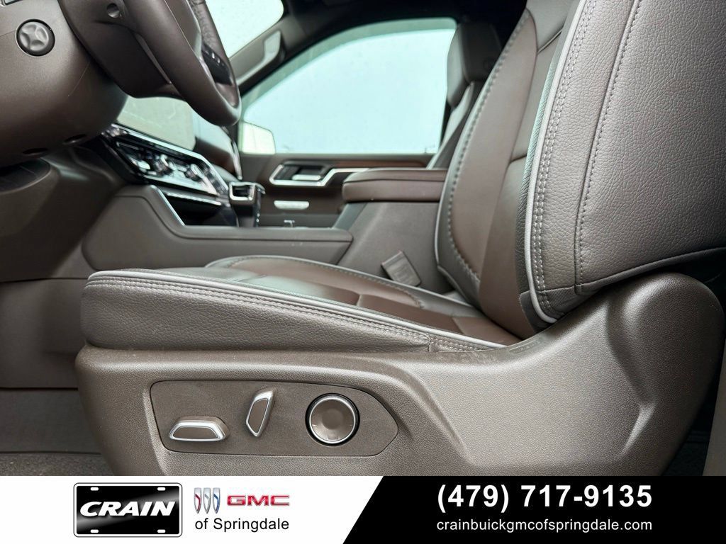 Used 2026 GMC Sierra 1500 Denali AWD/4WD image 10