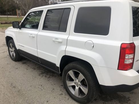 Used 2017 Jeep Patriot High Altitude image 14