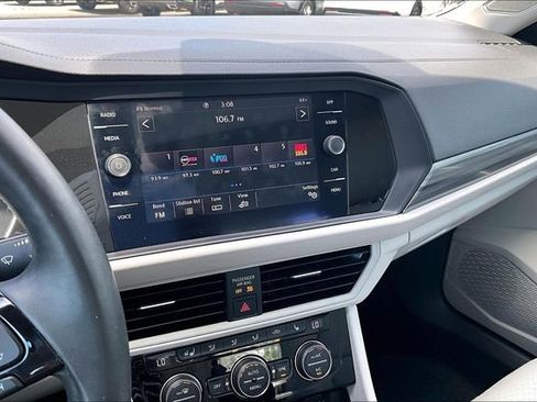 Used 2020 Volkswagen Jetta SEL FWD image 22