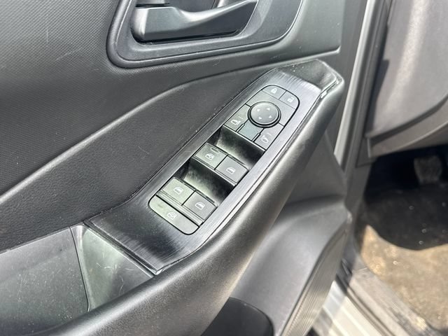 Used 2024 Nissan Rogue S AWD/4WD image 14
