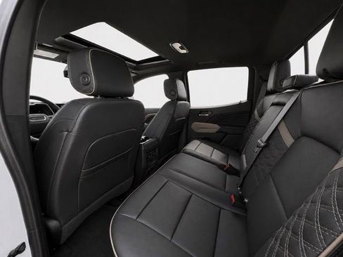 New 2026 GMC Canyon Denali AWD/4WD image 14