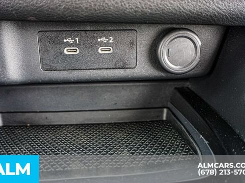 Used 2024 Nissan Rogue S FWD image 41