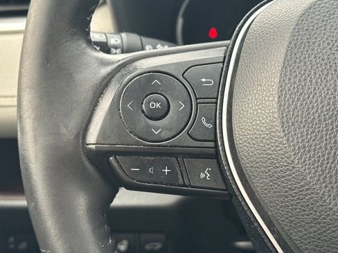 Used 2020 Toyota RAV4 Limited image 36