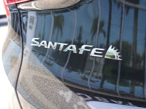 Used 2023 Hyundai Santa Fe Limited FWD image 6