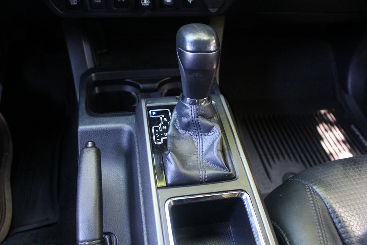Used 2019 Toyota Tacoma TRD Off-Road AWD/4WD image 34