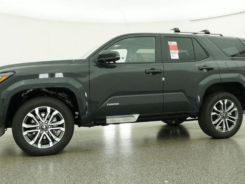 New 2026 Toyota 4Runner Limited AWD/4WD image 18