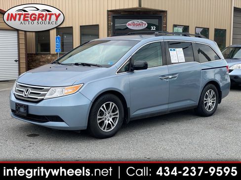 Used 2013 Honda Odyssey EX image 1