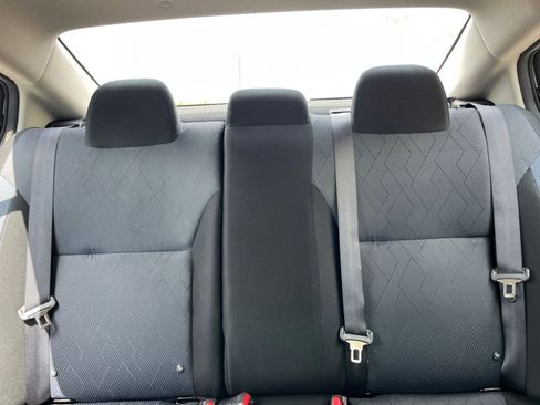 Used 2025 Nissan Versa SV FWD image 37