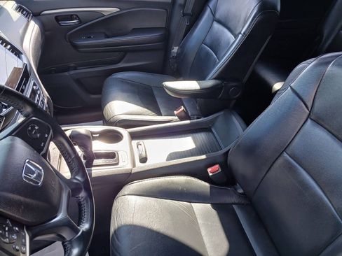 Used 2019 Honda Pilot EX-L image 4