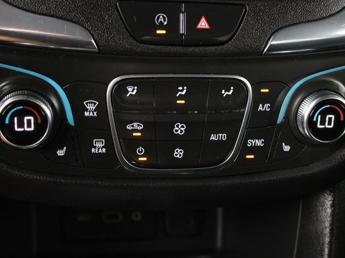 Used 2023 Chevrolet Equinox LT AWD/4WD image 39