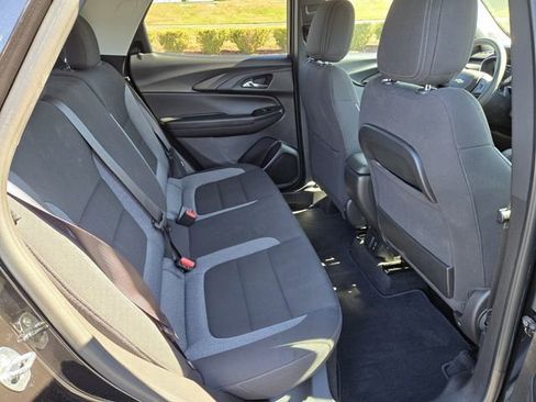 Used 2023 Chevrolet TrailBlazer LT w/ Convenience Package image 19
