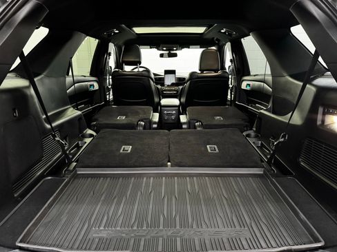 Used 2020 Ford Explorer ST w/ Premium Technology Package AWD/4WD image 40