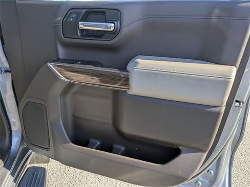 Used 2019 Chevrolet Silverado 1500 LT w/ All-Star Edition image 31