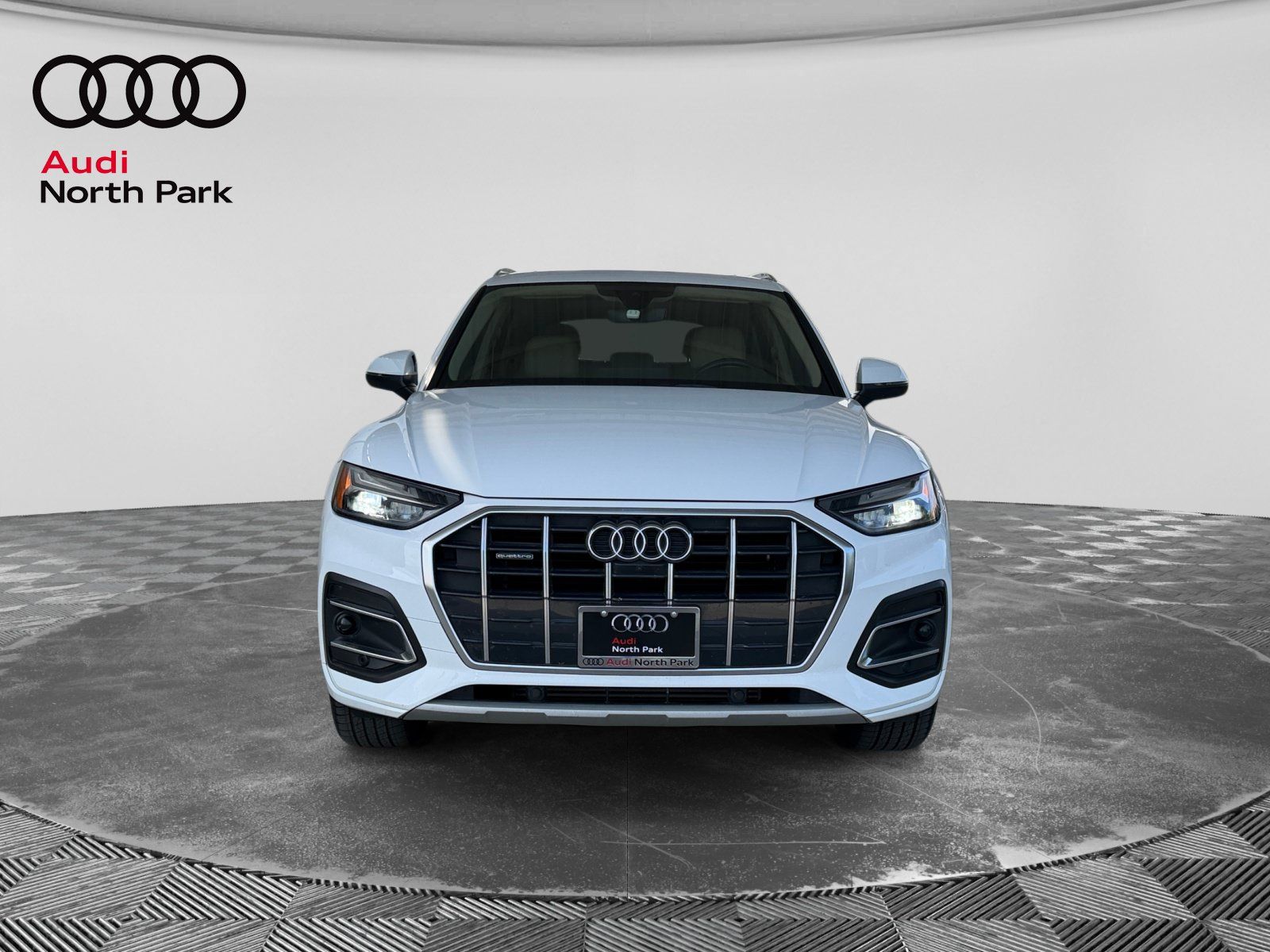 Used 2021 Audi Q5 2.0T Premium Plus w/ Premium Plus Package AWD/4WD image 8