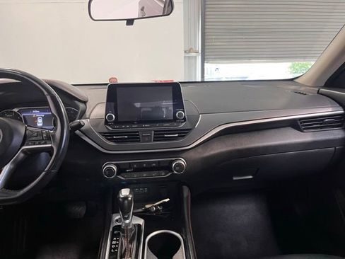 Used 2023 Nissan Altima 2.5 SR FWD image 20