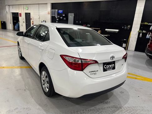Used 2016 Toyota Corolla LE FWD image 6