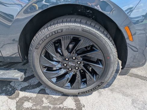 New 2026 Lincoln Navigator Reserve w/ Jet Appearance Package AWD/4WD image 11