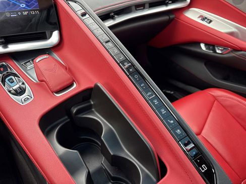 Used 2022 Chevrolet Corvette Stingray Preferred Cpe w/ Z51 Performance Package image 34