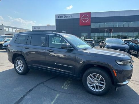 Used 2024 Jeep Grand Cherokee L Laredo w/ Trailer Tow Package AWD/4WD image 1