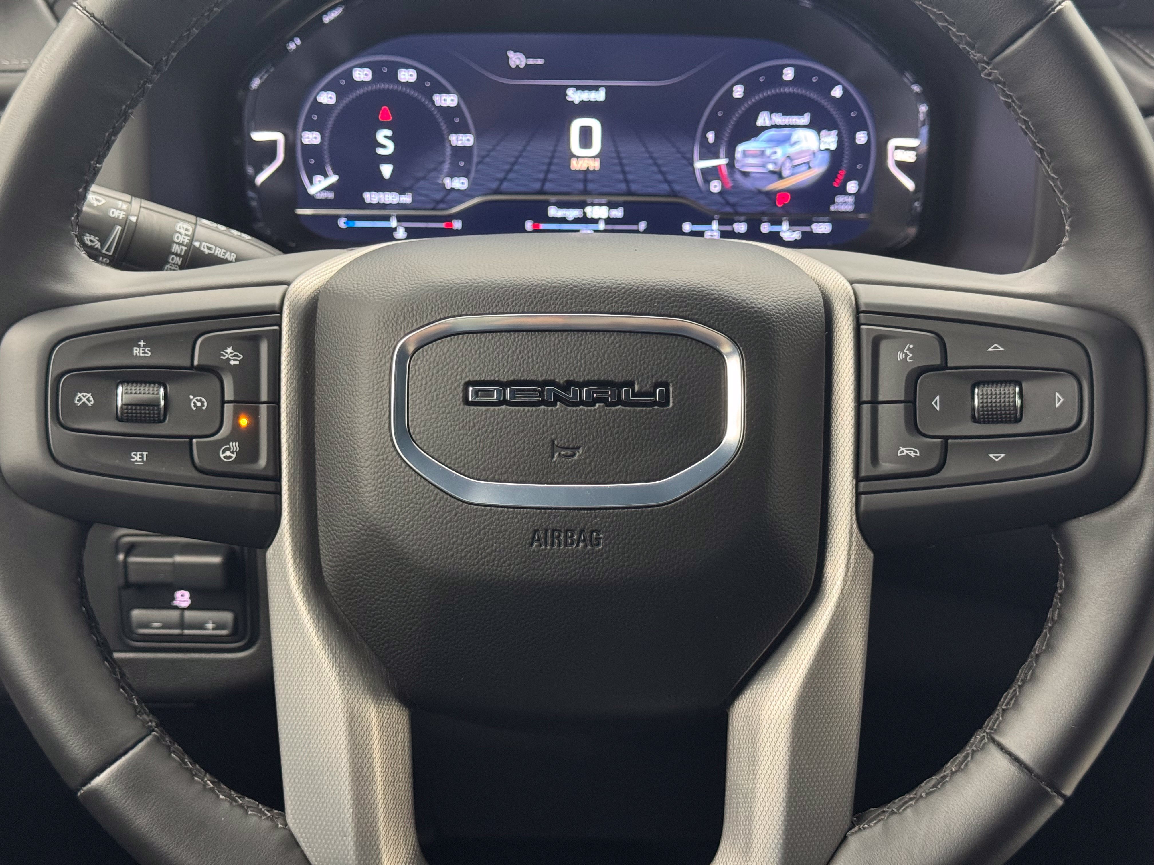 Used 2024 GMC Yukon XL Denali w/ Max Trailering Package AWD/4WD image 21