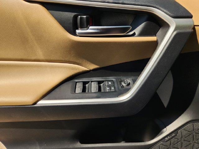 Certified 2025 Toyota RAV4 XLE Premium FWD image 22