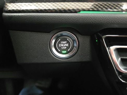 New 2026 Chevrolet Traverse High Country image 16